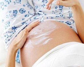 Tips Mengatasi Kulit Kering Selama Kehamilan