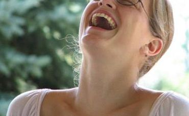 Manfaat Tertawa Kurangi Stres Dan Hindarkan Kebosanan