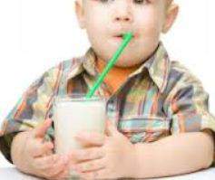 Cukupi Kebutuhan Vitamin D untuk Anak dengan Dua Cangkir Susu Perhari