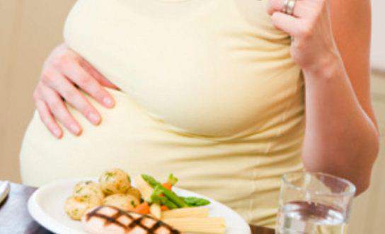 Hindari Makanan Ini Membantu Anda Terhindar dari Resiko Obesitas Saat Hamil