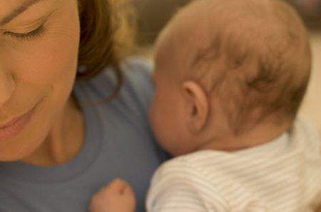 Perawatan Rambut Keriting Pada Bayi