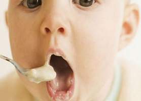 Mengapa Bayi Sering Muntah Setelah Makan?