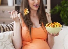Bolehkah ibu hamil makan seblak