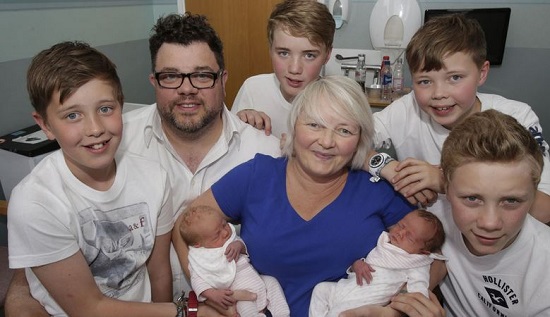 Ibu Lahirkan Tiga Kali Bayi Kembar Dalam Waktu 4 Tahun